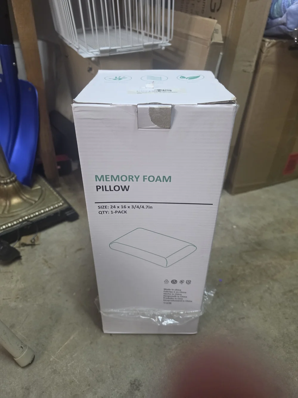 Memory Foam Pillow - White Box